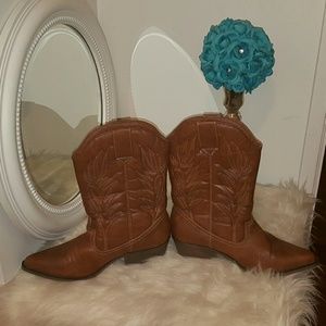 Candies cowboy boots